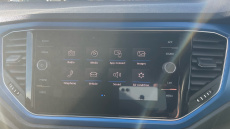 Volkswagen T-Roc 1.5 TSI EVO Design 5dr DSG Petrol Hatchback